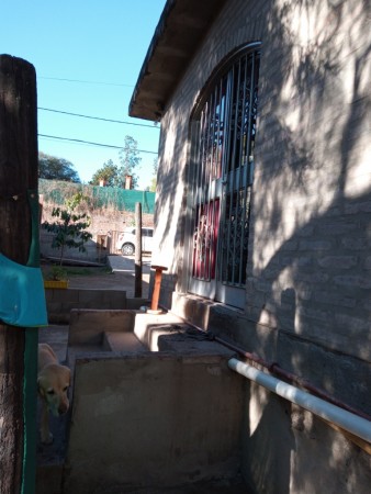 VILLA ALLENDE LOTE CON CASA A RECICLAR - EXCELENTE OPORTUNIDAD 