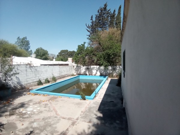 ALQUILER VILLA ALLENDE BARRIO CONDOR ALTO ,TRES DORMITORIOS CON PILETA 