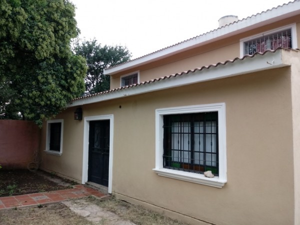 ALQUILER VILLA ALLENDE BARRIO CONDOR ALTO ,TRES DORMITORIOS CON PILETA 