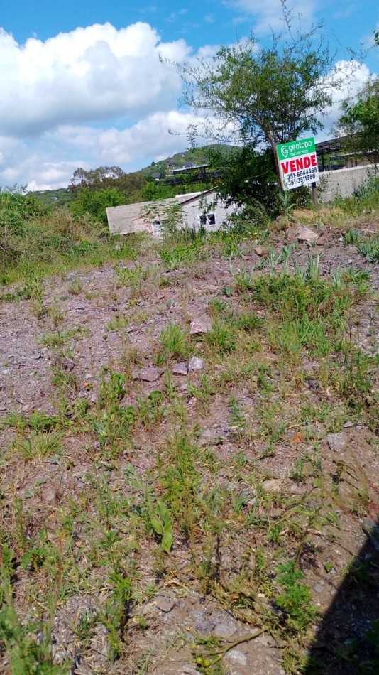 UNQUILLO - EXCELENTE LOTE DE TERRENO  Apto para construir DOS unidades habitacionales 