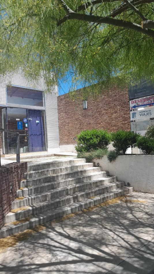 LOCAL - VILLA ALLENDE 