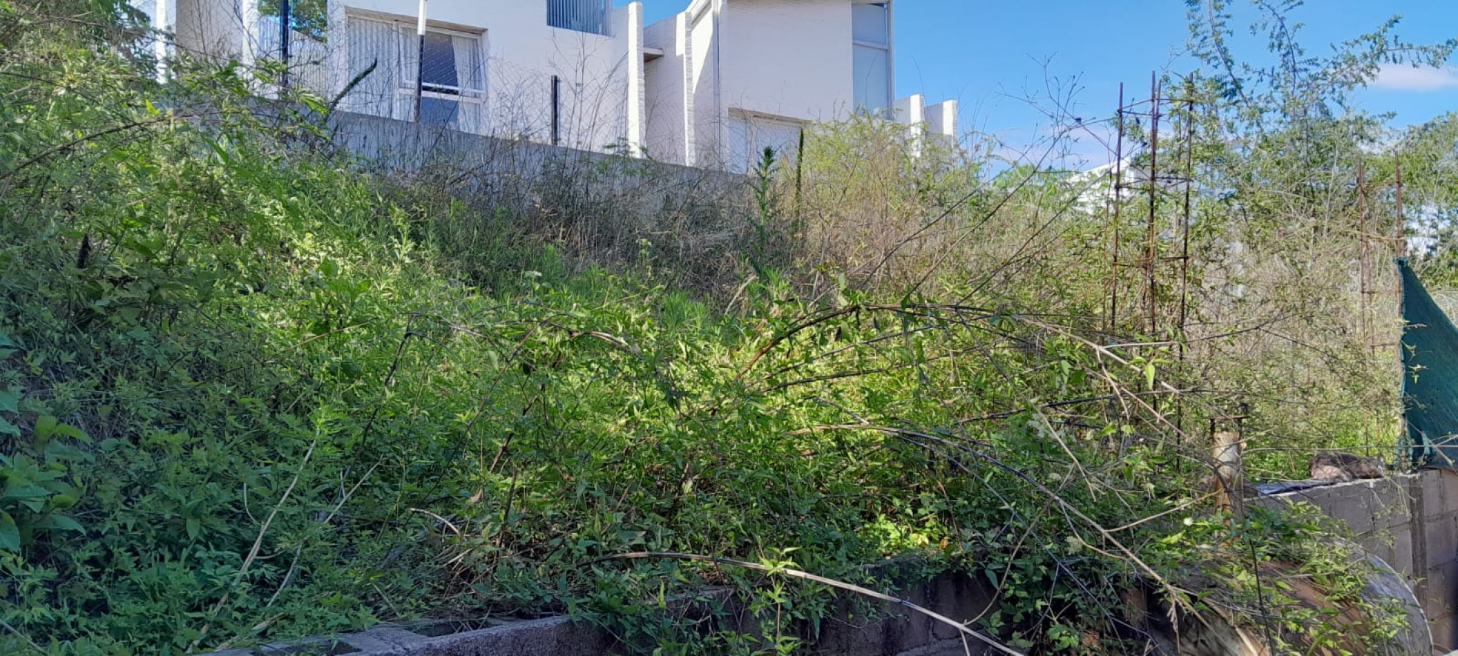 CASA A LA VENTA VILLA ALLENDE  Barrio  LA CRUZ 