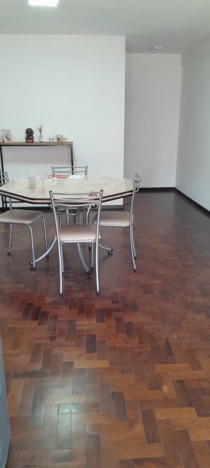 DEPARTAMENTO Cañada y 9 de Julio, Cordoba 3 DORMITORIOS. OPORTUNIDAD !!!! Escuchamos tu oferta !!!