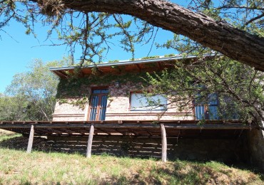   CASA EN  LA SERRANITA 