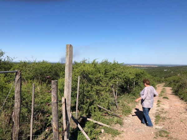CAMPO EN SIERRAS CHICAS - 6 HECTAREAS A 20 minutos del AEROPUERTO !!!! BAJAMOS LOS PRECIOS !!!! DOS FRACCIONES EN EL PUEBLITO - SALSIPUEDES - 