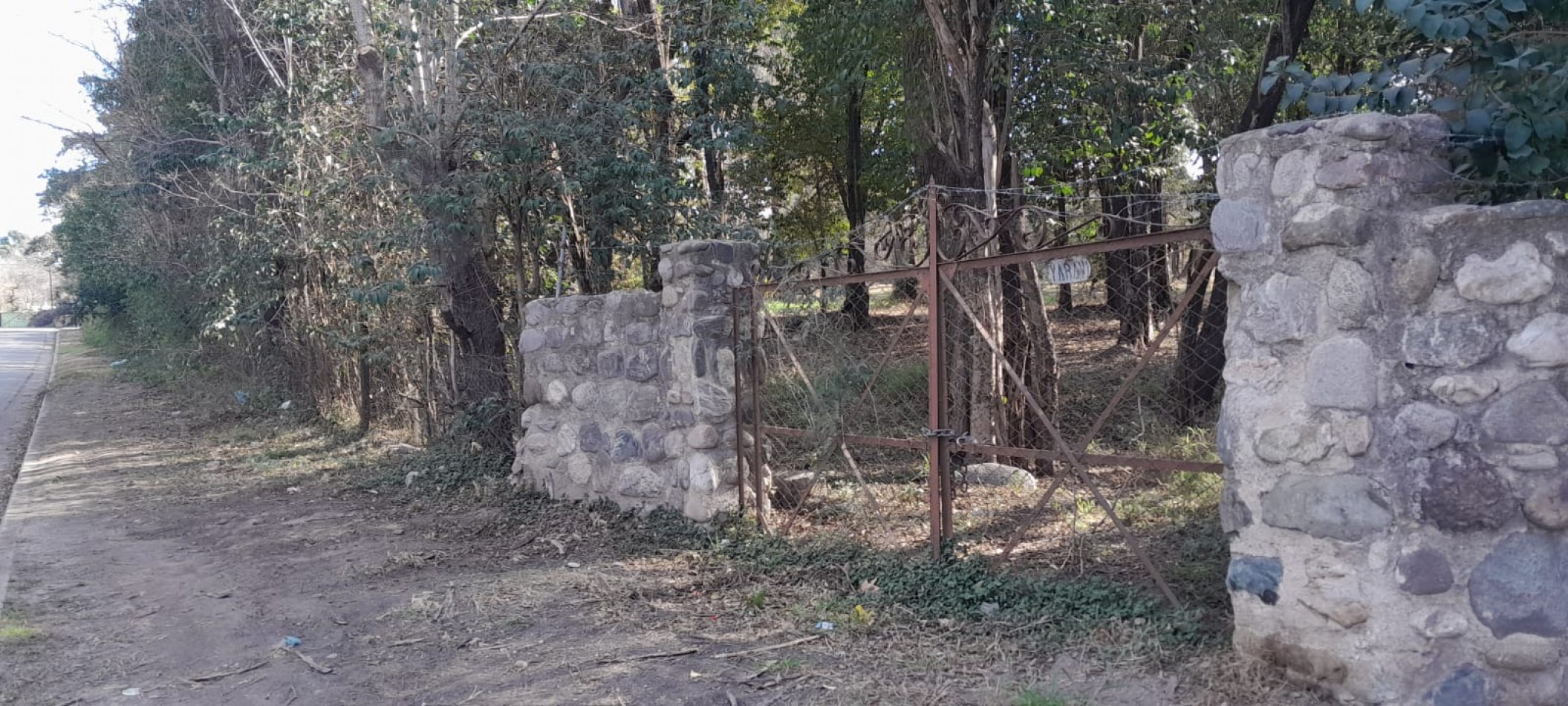 LOTE EN VILLA ALLENDE - BARRIO LA CRUZ 