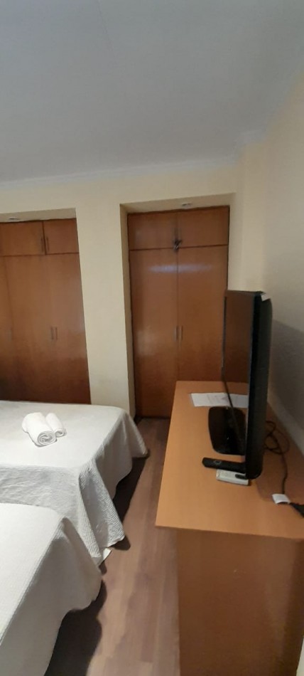 EXCELENTE DEPARTAMENTO COMPLETAMENTE AMOBLADO FRENTE A PATIO OLMOS - Ciudad de Cordoba