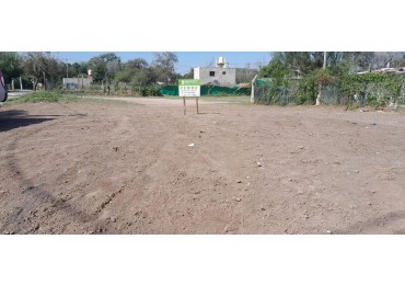 BAJAMOS EL PRECIO! — OPORTUNIDAD IMPERDIBLE EN VILLA RIVERA INDARTE Lote de Terreno en Esquina